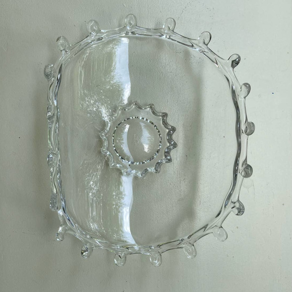 Heisy Lariat Curved Bon Bon Plate - Picture 2 of 4